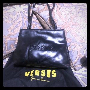 Versus bag